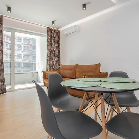 Urban Jungle Apartament Emily Білосток Екстер'єр фото